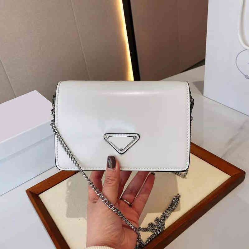HotDesigners Bags luxurys women chain Shoulder Bag top quality flap handbags Medieval armpit bag high grade cool Black Leather capacity enoughsumptuous
HotDesigners Bags luxurys women chain Shoulder Bag top quality flap handbags Medieval armpit bag high grade cool Black Leather capacity enoughsumptuous