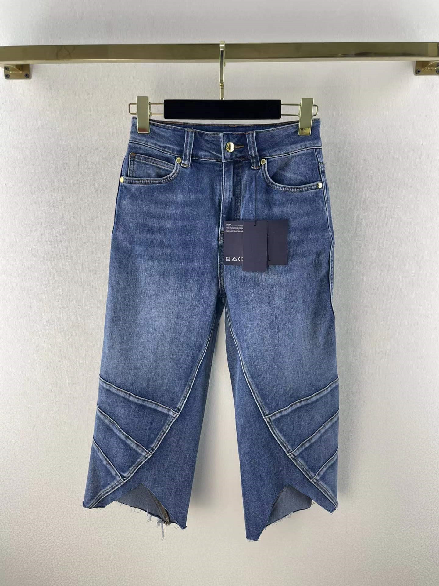Designer Jeans 2022 Summer Autumn Fashion Panelled Brand Same Style Pants Luxury Women' Clothing 0615-05, Blue
Designer Jeans 2022 Summer Autumn Fashion Panelled Brand Same Style Pants Luxury Women' Clothing 0615-05, Blue