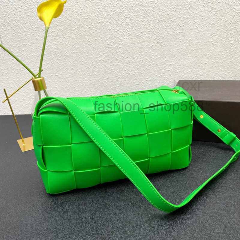 designer large bag Fashion Handbag Shoulder Bags Tote Woven Elements Ladies Luxury Crossbody Bags UnderarmBags Clouds Soft Calfskin Top Quality 2022
designer large bag Fashion Handbag Shoulder Bags Tote Woven Elements Ladies Luxury Crossbody Bags UnderarmBags Clouds Soft Calfskin Top Quality 2022