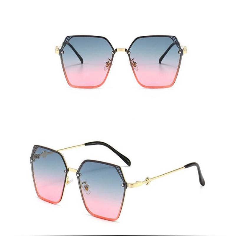 Sunglasses Female Star Vintage Brand Travel Driving Sunshade Anti Radiation High Quality Style Eye Protection GlassesSunglasses
Sunglasses Female Star Vintage Brand Travel Driving Sunshade Anti Radiation High Quality Style Eye Protection GlassesSunglasses