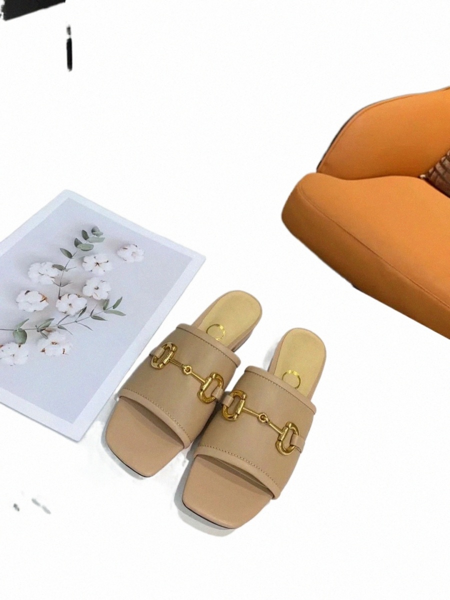 fashion Medium Heel Slippers Summer Luxury Woman Beach Alphabet Slippers Designer Rough Sandals Knitted Cloth Embroidery Woman Shoes 35 42 Cowboy Boot J1SW#, Khaki
fashion Medium Heel Slippers Summer Luxury Woman Beach Alphabet Slippers Designer Rough Sandals Knitted Cloth Embroidery Woman Shoes 35 42 Cowboy Boot J1SW#, Khaki