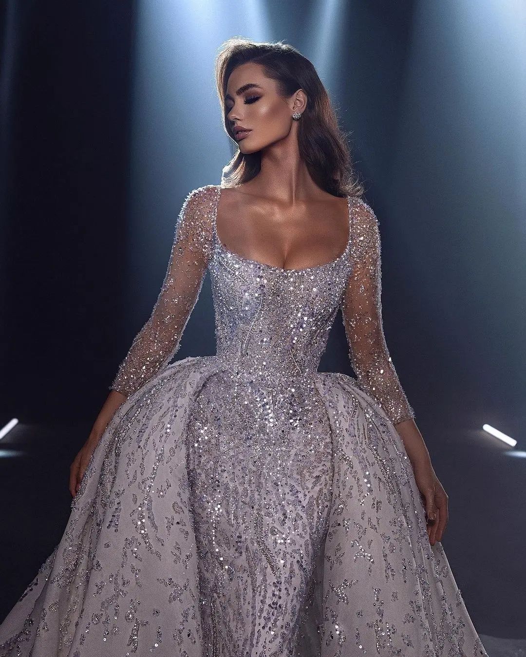 Stylish Glitter Square Collar Wedding Dresses Sequined Bridal Gown Custom Made Crystals With Overskirt Illusion Robes De Mariee 0219
