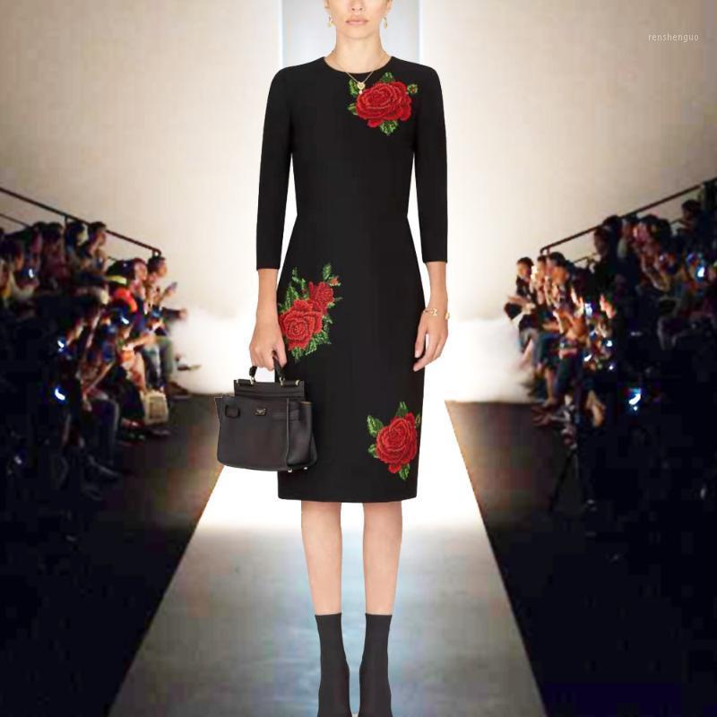 Casual Dresses 2022 Spring Women O-neck Long Sleeve Dress Elegant Vintage Floral Embroidery Midi Vestidos, Black
Casual Dresses 2022 Spring Women O-neck Long Sleeve Dress Elegant Vintage Floral Embroidery Midi Vestidos, Black