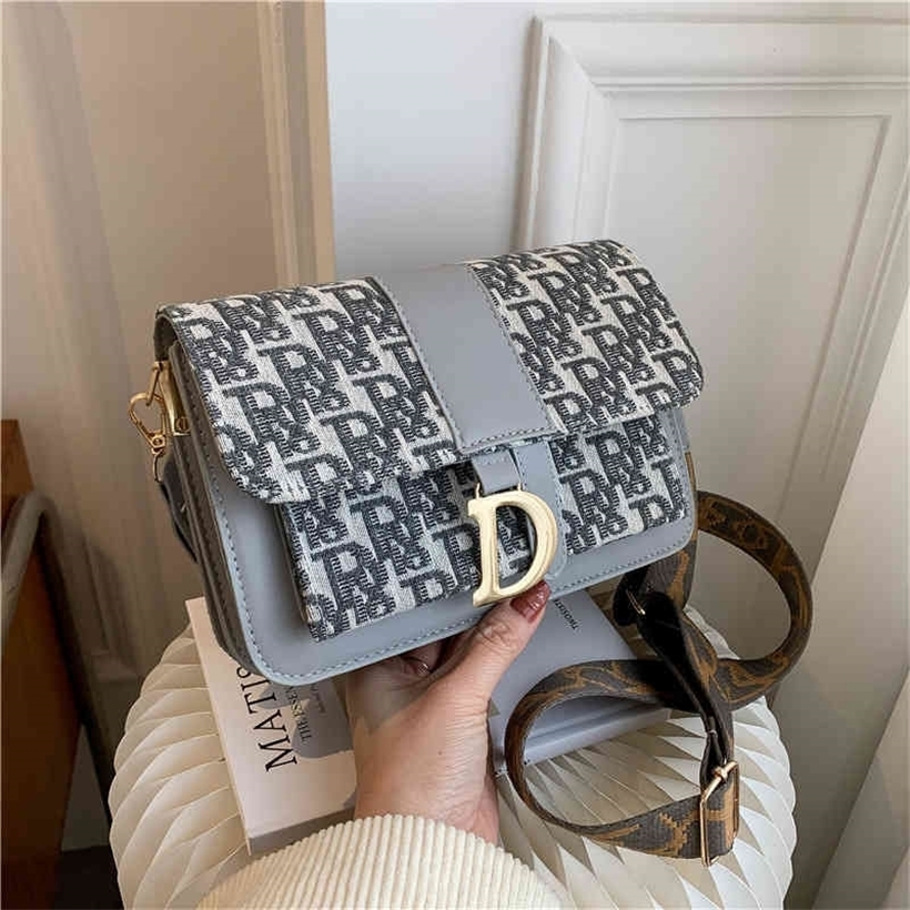 trend bag 52% OFF 2022 New Fashion Handbags net red trend printed letters Korean simple diagonal, Black
trend bag 52% OFF 2022 New Fashion Handbags net red trend printed letters Korean simple diagonal, Black
