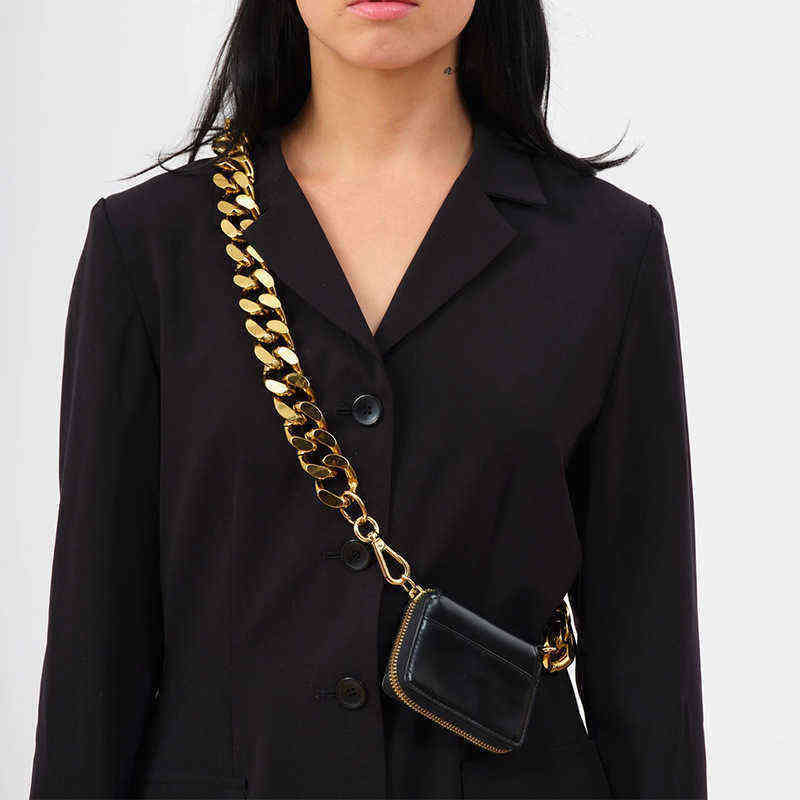 Kara Purse Women's Thick Chain Single Shoulder Messenger Bag Change Chest Bag Ins Super Fire Pu Mini Wallet Women's Card Bag 220725, Gold chain black small-10.5cm
Kara Purse Women's Thick Chain Single Shoulder Messenger Bag Change Chest Bag Ins Super Fire Pu Mini Wallet Women's Card Bag 220725, Gold chain black small-10.5cm