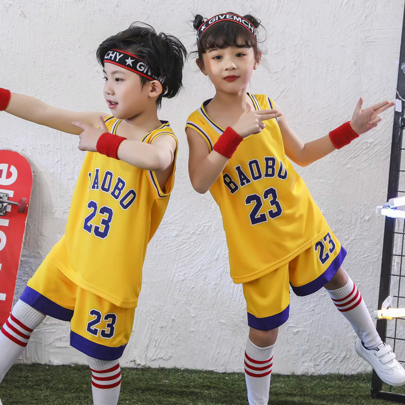Summer boys basketball uniforms children s sports suits youth T shirts shorts 2 pieces of clothing outdoor sportswear 220620