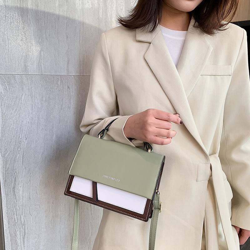 Evening Bags Shoulder Bag Designer Crossbody Women Handbag Purse All-match PU Leather Contrast Color Backpack 2022 Trend Fashion, Black
Evening Bags Shoulder Bag Designer Crossbody Women Handbag Purse All-match PU Leather Contrast Color Backpack 2022 Trend Fashion, Black