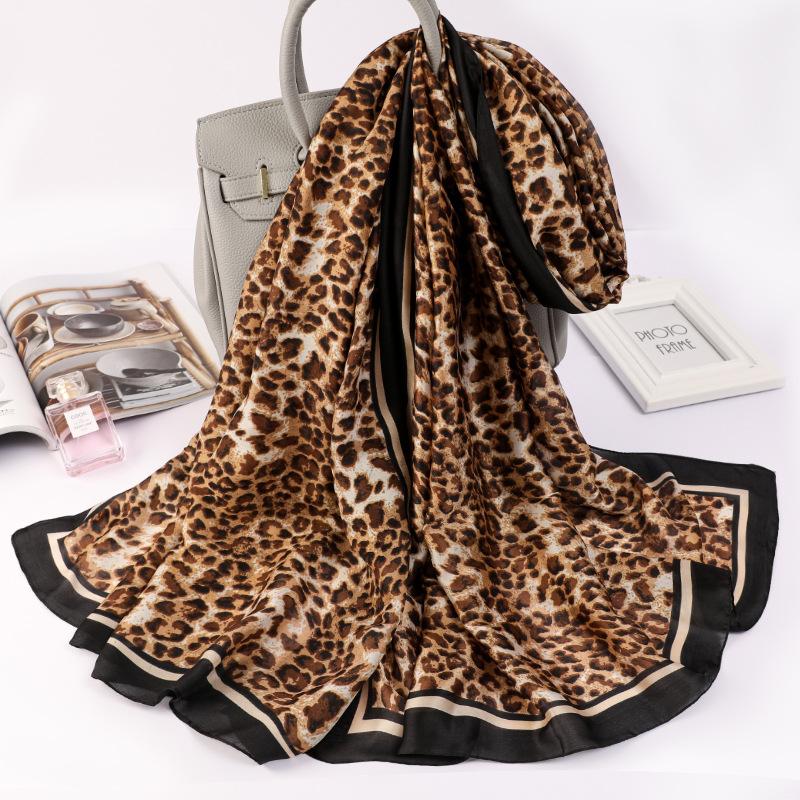 Scarves Korean Beach Towel Lady Travel Leopard Print Shawls Fashion Sunscreen Dustproof Handkerchief Summer 180X90CM Silk ScarvesScarves
Scarves Korean Beach Towel Lady Travel Leopard Print Shawls Fashion Sunscreen Dustproof Handkerchief Summer 180X90CM Silk ScarvesScarves