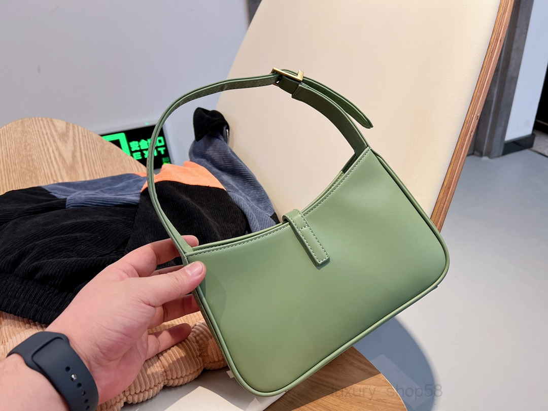 Handbag Wholesale y Women Shoulder Meenger Bags Lady Fashion Luxury Underarm s Cro Body Famous Designer Hasp Totes Purses Large Capacity Bucket Bag
Handbag Wholesale y Women Shoulder Meenger Bags Lady Fashion Luxury Underarm s Cro Body Famous Designer Hasp Totes Purses Large Capacity Bucket Bag