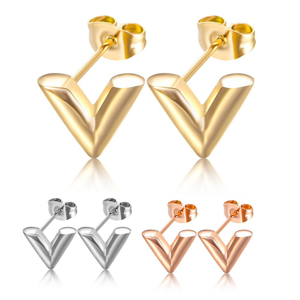 2022 High Quality Stainless Steel Women Designer Stud Luxury Style Simple V Love Couple Earrings For Lady Party Wedding Gifts Wholesale
2022 High Quality Stainless Steel Women Designer Stud Luxury Style Simple V Love Couple Earrings For Lady Party Wedding Gifts Wholesale