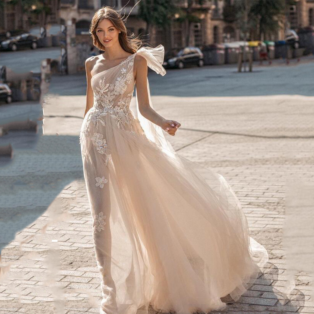 Sexy A-line Wedding Dresses Deep Bateau Neck Sleeveless One Shoulder Chiffon Lace High Waist Appliques Sequins Floor Length Boho Bridal Dress Bohemian