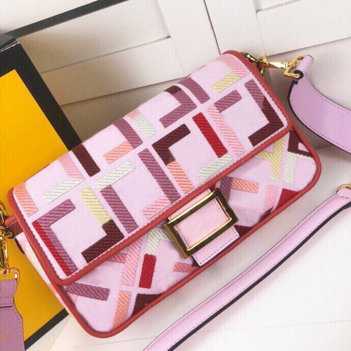 222Shoulder Bag Designer Ladies Crossbody Portable Canvas Embroidered Baguette Fashion Versatile High Quality Letter Wallet Party Banquet Selection F0159, ##
222Shoulder Bag Designer Ladies Crossbody Portable Canvas Embroidered Baguette Fashion Versatile High Quality Letter Wallet Party Banquet Selection F0159, ##