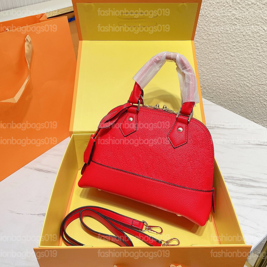 Fashioned NEO ALMA BB Tote Bag supple Monograms Empreinte grained leather rounded top handles removable shoulder strap Padlock Keybell Classic Bags
Fashioned NEO ALMA BB Tote Bag supple Monograms Empreinte grained leather rounded top handles removable shoulder strap Padlock Keybell Classic Bags