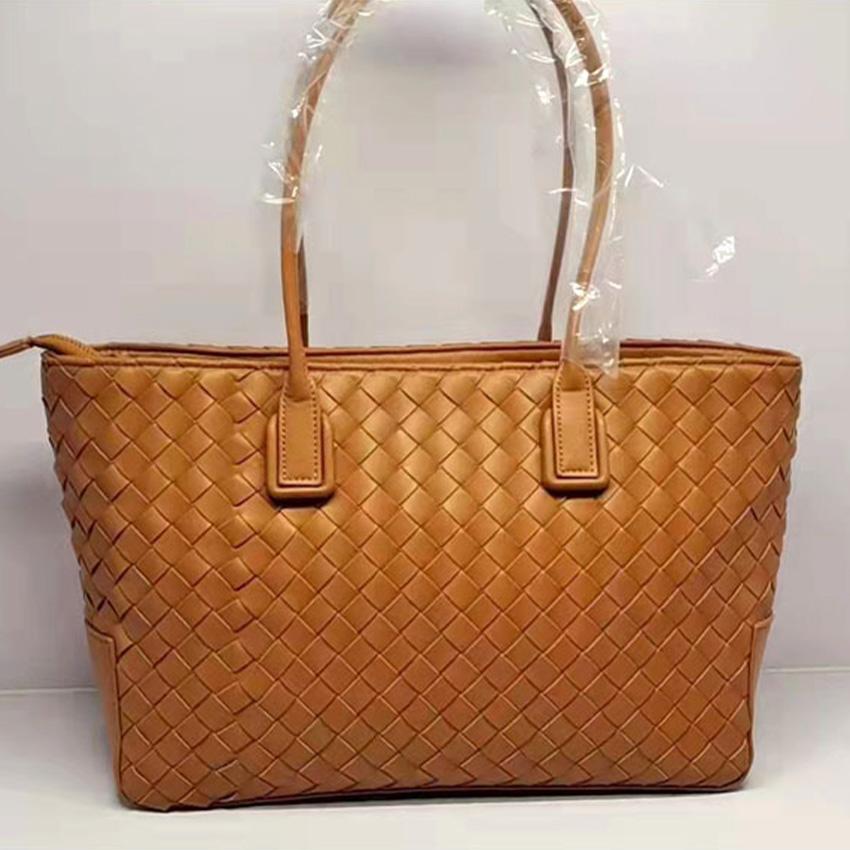 HBP Fashion Luxury Braided Handbag Shoulder Tote Bag Large Capacity Women's Bag 2223333, Red
HBP Fashion Luxury Braided Handbag Shoulder Tote Bag Large Capacity Women's Bag 2223333, Red