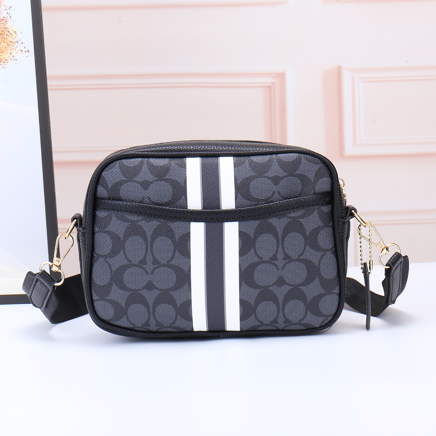Luxury Designers Handbag Tote Shoulder Clutch Bags Crossbody Shopping Bag Purses Letters Flowers Floral One Handle Wallet Backpack Women Handbags Totes F104, As pic
Luxury Designers Handbag Tote Shoulder Clutch Bags Crossbody Shopping Bag Purses Letters Flowers Floral One Handle Wallet Backpack Women Handbags Totes F104, As pic
