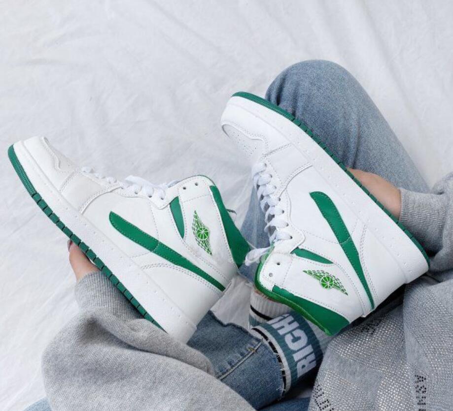 Jumpman Mid SE Mystic Green Basketball Shoes for Sports Shoe Skate Boots Women Skateboard Boot Womens Sneakers CD6759-103 Dress Shoe
Jumpman Mid SE Mystic Green Basketball Shoes for Sports Shoe Skate Boots Women Skateboard Boot Womens Sneakers CD6759-103 Dress Shoe