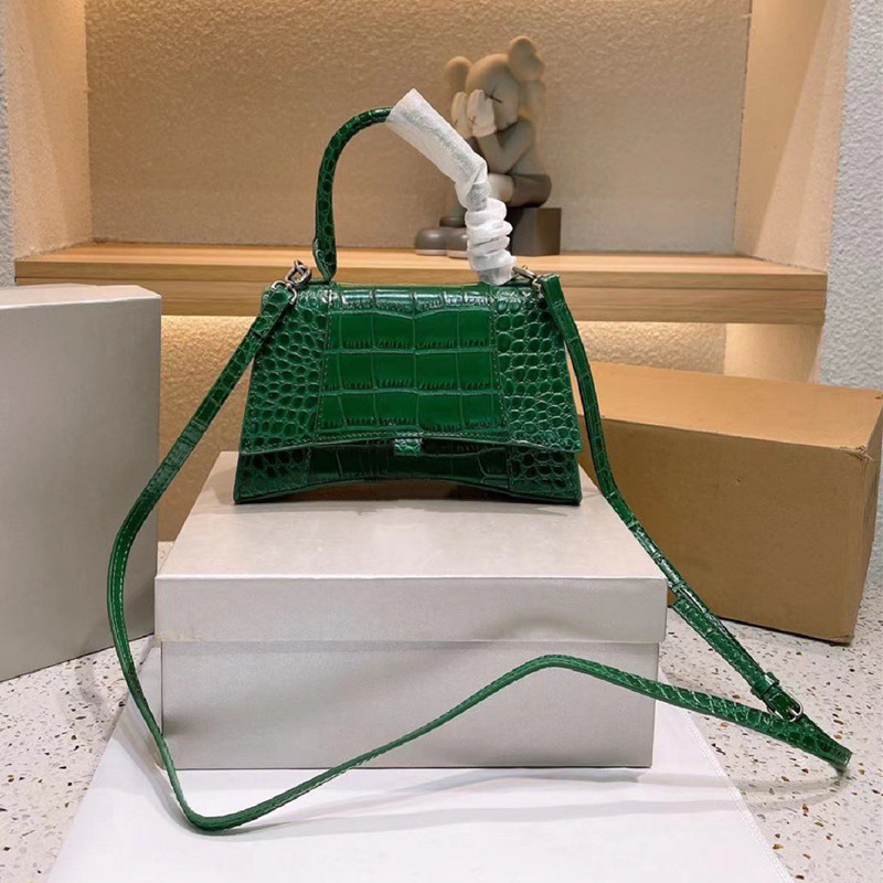 Fashion Crocodile Saddles Crossbody Totes Phone Bag Lady Evening Purse Hourglass Shoulder Bags, Option
Fashion Crocodile Saddles Crossbody Totes Phone Bag Lady Evening Purse Hourglass Shoulder Bags, Option
