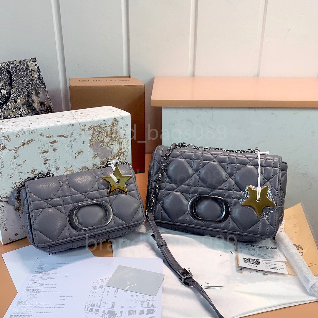 Newest 2022 CARO Original quality bag Designer's delicate cowhide bags Full set of invoice certificate Wholesale Ladies shoulder bag cross body wallet purse, Make up the difference
Newest 2022 CARO Original quality bag Designer's delicate cowhide bags Full set of invoice certificate Wholesale Ladies shoulder bag cross body wallet purse, Make up the difference