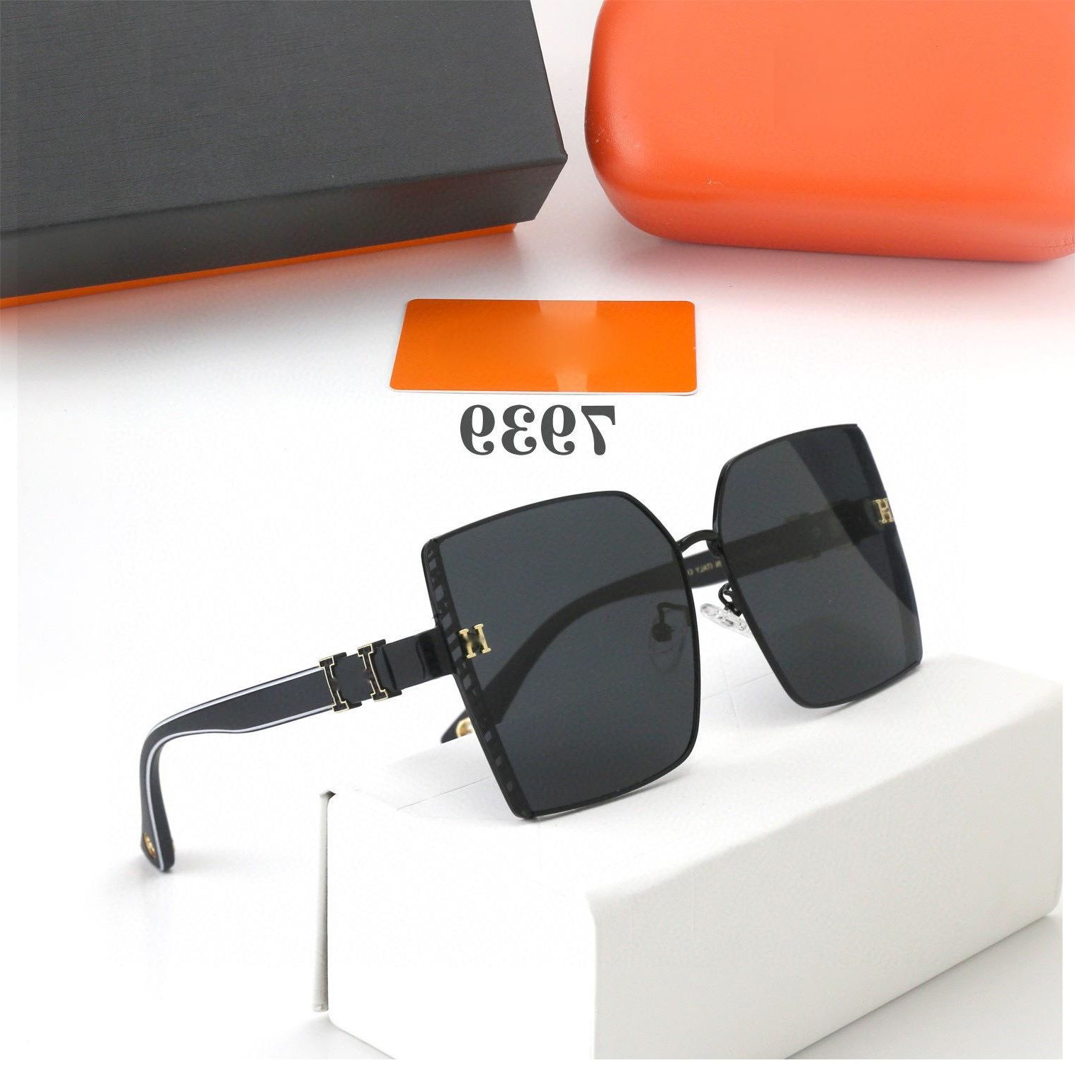 New European and American popular frameless classic large box sunglasses mens and women sunglasses womens glasses men sunglass UV400 wholesale
New European and American popular frameless classic large box sunglasses mens and women sunglasses womens glasses men sunglass UV400 wholesale