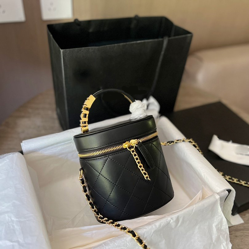 Womens Bags Luxurys Designers Messenger Bag Women Fashion Crossbody Camera Bag Leather Double Zip Color Matching Casual Wide Strap Shoulder, Color1
Womens Bags Luxurys Designers Messenger Bag Women Fashion Crossbody Camera Bag Leather Double Zip Color Matching Casual Wide Strap Shoulder, Color1