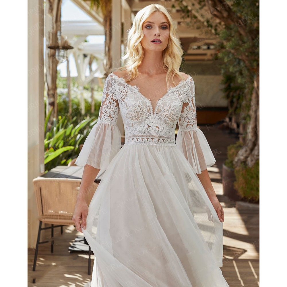 Vintage Beach Tulle lace Wedding Dresses with Tulle Bell Sleeves Elegant V-neckline Bohemian Lace Bridal Gowns vestido de casamento