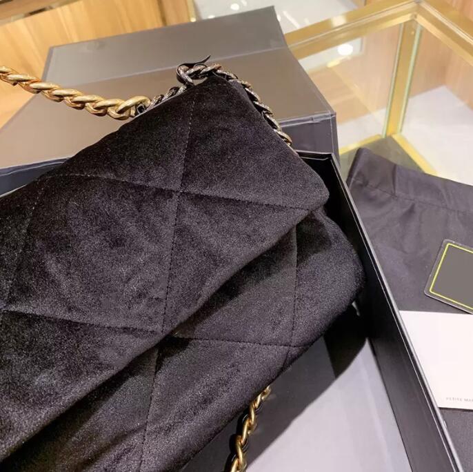 TZ Women's Classic 19 Series Velvet Flap Bags Large Capacity Top Handle Totes Famous Designers handbag Luxury Cosmetic Precious Shoulder Crossbody bag 25CM, Shipping
TZ Women's Classic 19 Series Velvet Flap Bags Large Capacity Top Handle Totes Famous Designers handbag Luxury Cosmetic Precious Shoulder Crossbody bag 25CM, Shipping