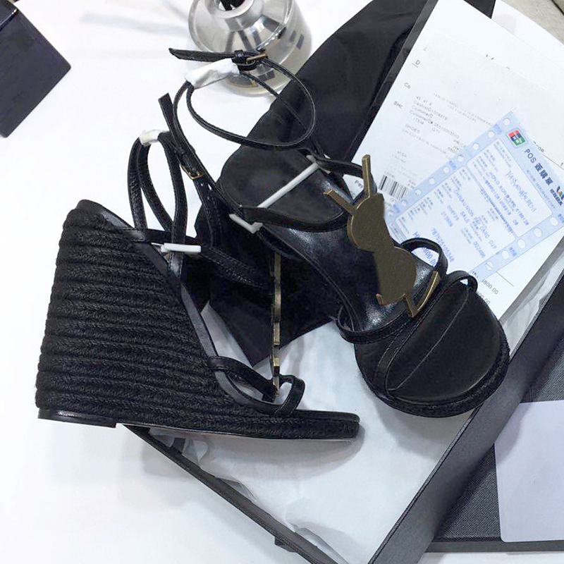 Women Leather Platform Espadrille Cassandra Sandals Pump Designer Lady Adjustable Ankle Strap Buckle Cord Wedge-shaped Heel Sandal with box, Socks
Women Leather Platform Espadrille Cassandra Sandals Pump Designer Lady Adjustable Ankle Strap Buckle Cord Wedge-shaped Heel Sandal with box, Socks
