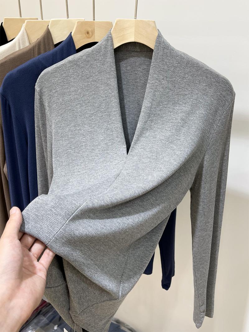 Women' T-Shirt Women Cotton Long Sleeve V-NECK Solid Color Lady Tees Winter&autumn Clothing All Match Female T-shirts, Black
Women' T-Shirt Women Cotton Long Sleeve V-NECK Solid Color Lady Tees Winter&autumn Clothing All Match Female T-shirts, Black