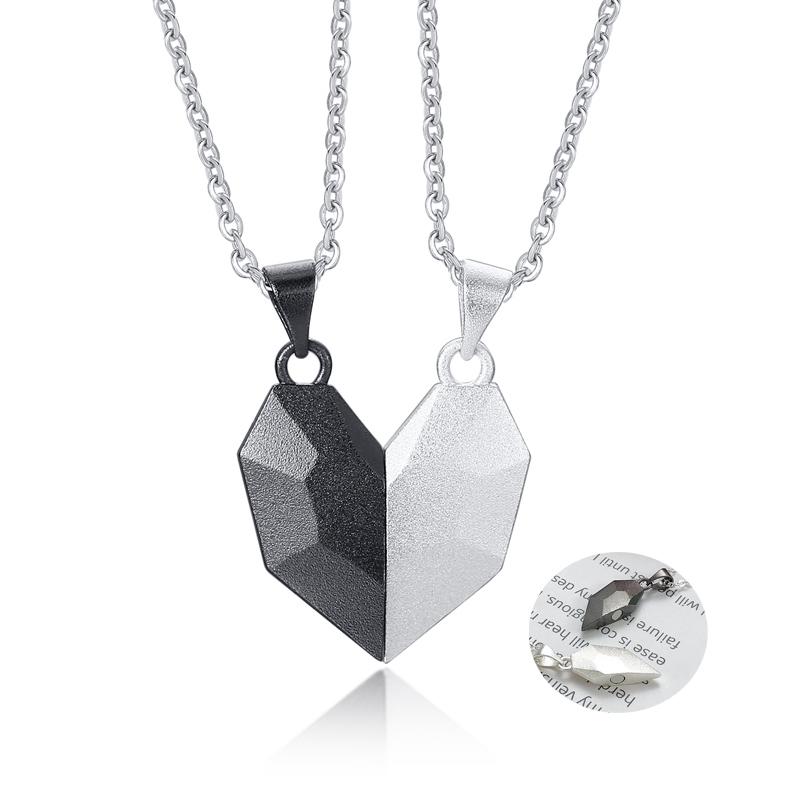 Pendant Necklaces 2pcs Lovers Heart Necklace Couple Strong Magnetic Distance Puzzle BFF Friendship GiftsPendant
Pendant Necklaces 2pcs Lovers Heart Necklace Couple Strong Magnetic Distance Puzzle BFF Friendship GiftsPendant