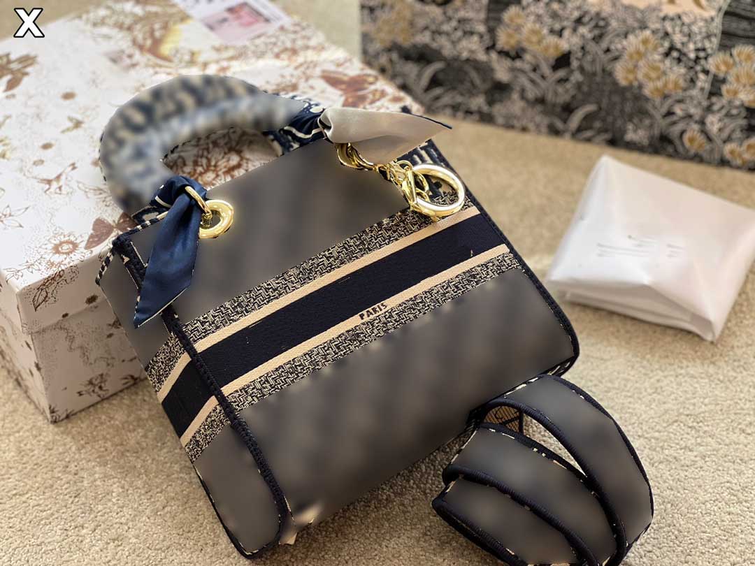 2022 bag designer bags crossbody shoulder bags luxury high quality straps color LADY genuine leather handbags
2022 bag designer bags crossbody shoulder bags luxury high quality straps color LADY genuine leather handbags
