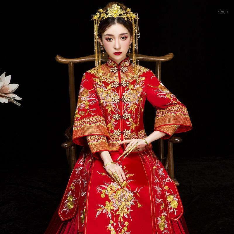 Big Size Floral Embroidery Wedding Dress Oriental Cheongsam Chinese Style Marriage Set Elegant Bride Costume Lady Gift S-7XL Ethnic Clothing
Big Size Floral Embroidery Wedding Dress Oriental Cheongsam Chinese Style Marriage Set Elegant Bride Costume Lady Gift S-7XL Ethnic Clothing