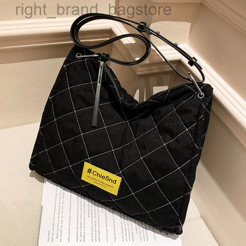 Designer Quilted Handbags Casual Thread Tote Women Shoulder Bag Brands Lingge Shopper Bags for Women 2022 Square Clutch Ladies W220813, Blue
Designer Quilted Handbags Casual Thread Tote Women Shoulder Bag Brands Lingge Shopper Bags for Women 2022 Square Clutch Ladies W220813, Blue
