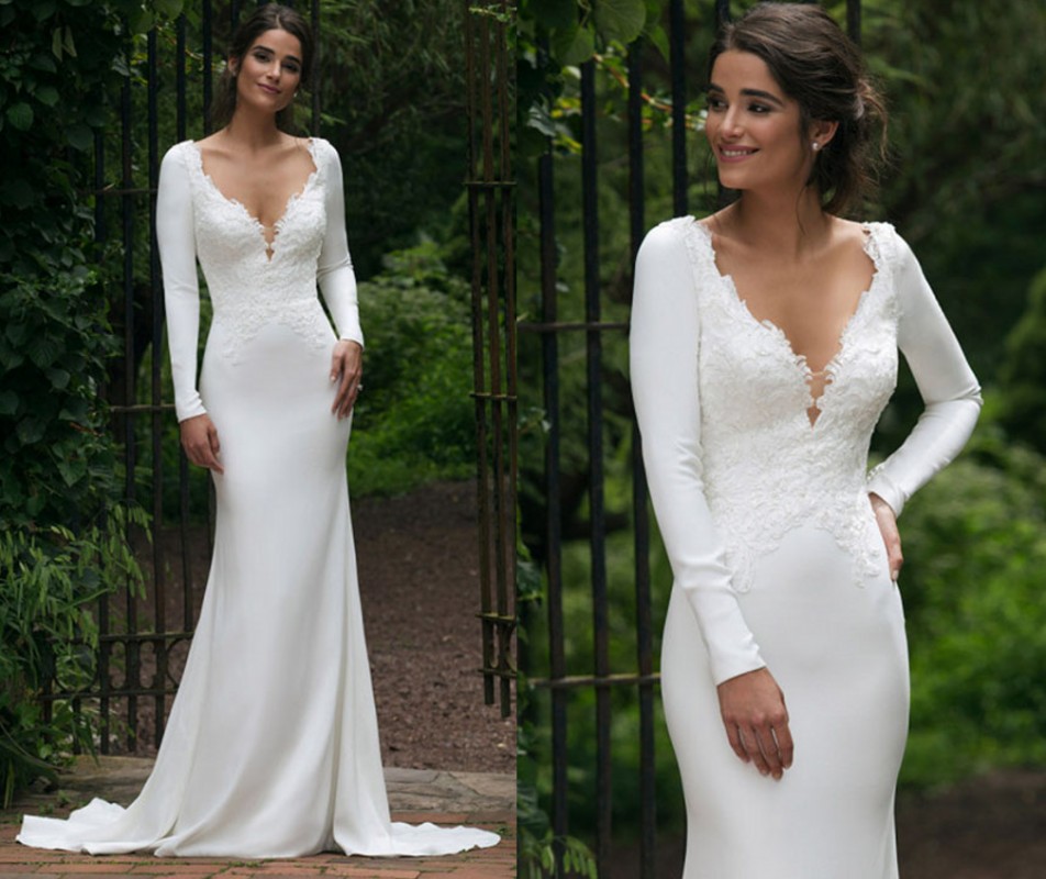 Simple Long Sleeves V-Neck Mermaid Wedding Dress Elegant White Lace Appliques Backless With Illusion Bridal Gown Vestidos De Noiva
