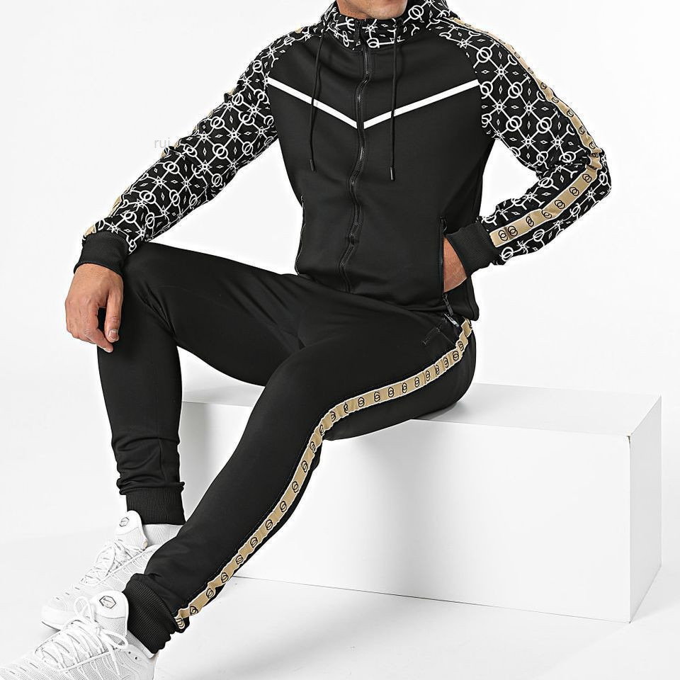 Autumn 2022 New Winter Mens Sports And Leisure Suit Brand Hooded Splicing Slim Running Two-Piece Suit M-4XL, Black
Autumn 2022 New Winter Mens Sports And Leisure Suit Brand Hooded Splicing Slim Running Two-Piece Suit M-4XL, Black