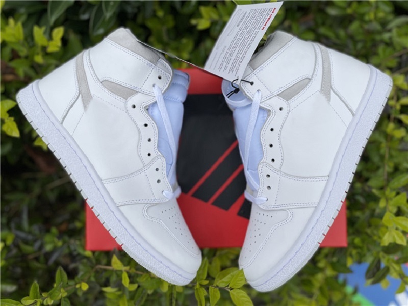 Shoes Authentic 1 High OG 85 Neutral Grey Outdoor Men Women Black Varsity Red Summit White Limited Sneakers Original
Shoes Authentic 1 High OG 85 Neutral Grey Outdoor Men Women Black Varsity Red Summit White Limited Sneakers Original