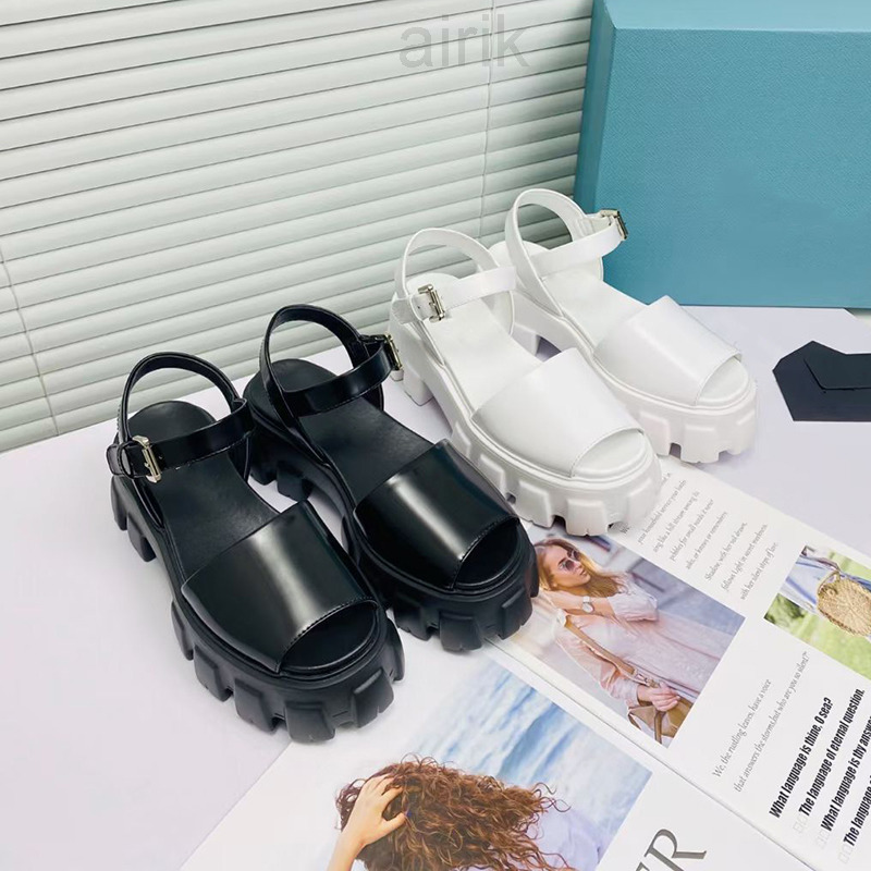 2023 Monolith Lug Sole Sandal Sporty Quilted Nappa Leather Slide Corss Strap Slippers Designer Mules metal buckle Platform Rubber Bottom, Color 1
2023 Monolith Lug Sole Sandal Sporty Quilted Nappa Leather Slide Corss Strap Slippers Designer Mules metal buckle Platform Rubber Bottom, Color 1