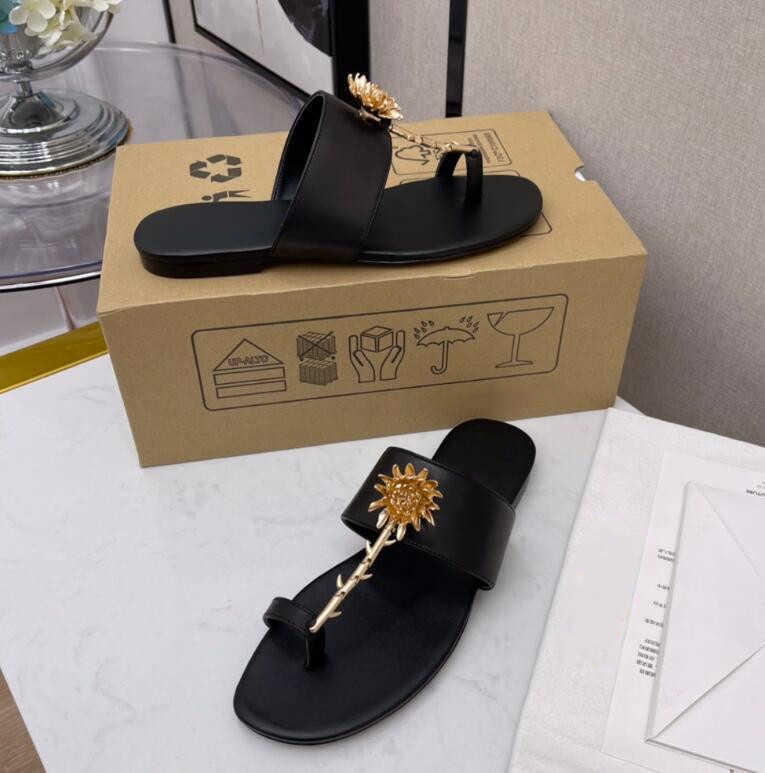 Rhinestone sandals female fairy style flaower summer holiday flip flops vacation women flat