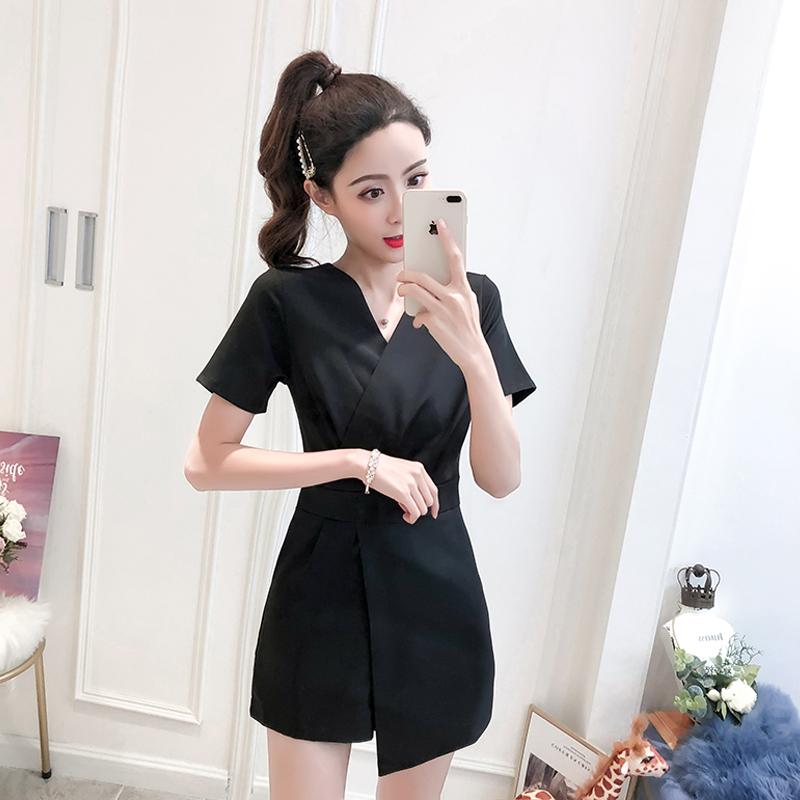Women' Jumpsuits & Rompers Korean Style Black Women Jumpsuit High Waist V-neck Short Bodysuit Sexy Womens Combinaison FemmeWomen
Women' Jumpsuits & Rompers Korean Style Black Women Jumpsuit High Waist V-neck Short Bodysuit Sexy Womens Combinaison FemmeWomen
