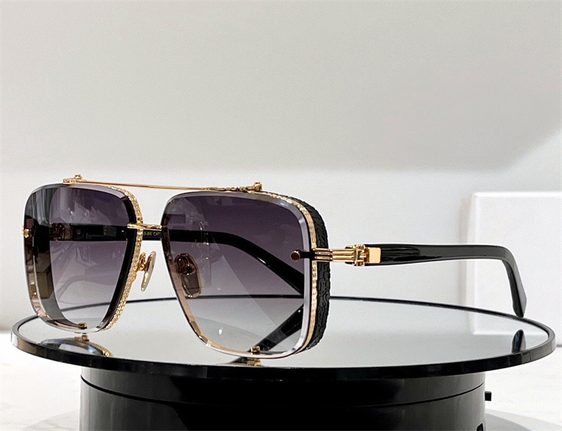 Fashion trend designer mens sunglasses classic vintage metal square frame crystal cut lens bezel sun glasses summer outdoor leisure style Anti-Ultraviolet with box
Fashion trend designer mens sunglasses classic vintage metal square frame crystal cut lens bezel sun glasses summer outdoor leisure style Anti-Ultraviolet with box