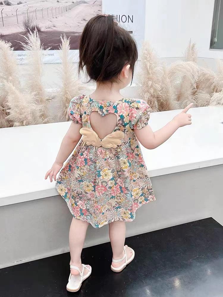 Girl's Dresses Girls' Baby Floral Dress 2022 Summer Children's Net Red Foreign Style Princess Skirt DressGirl's, Beige
Girl's Dresses Girls' Baby Floral Dress 2022 Summer Children's Net Red Foreign Style Princess Skirt DressGirl's, Beige