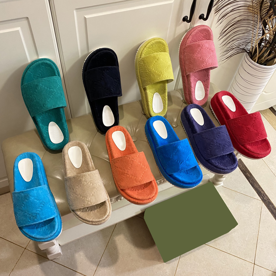 Designer Sandals Luxury Women Slippers Lady Platform Wedges Sandal Letter Embroidered Slides Thick Bottom Leather Slippers
Designer Sandals Luxury Women Slippers Lady Platform Wedges Sandal Letter Embroidered Slides Thick Bottom Leather Slippers