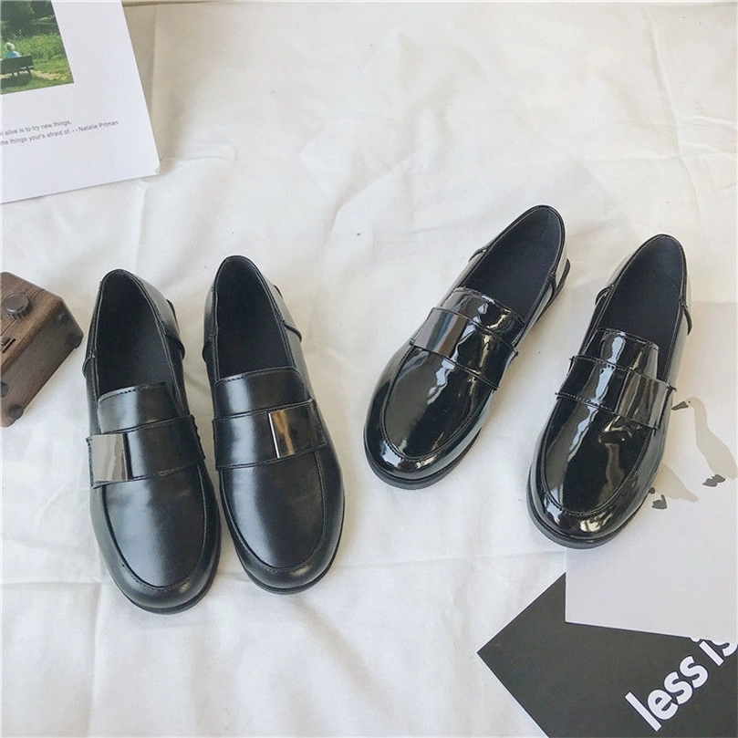 Sepatu Hitam Desainer Harajuku Pantofel Kulit Platform Fashion Wanita Flat Pendek Kasual Kantor Hak Rendah 220614, Black matte a
Sepatu Hitam Desainer Harajuku Pantofel Kulit Platform Fashion Wanita Flat Pendek Kasual Kantor Hak Rendah 220614, Black matte a
