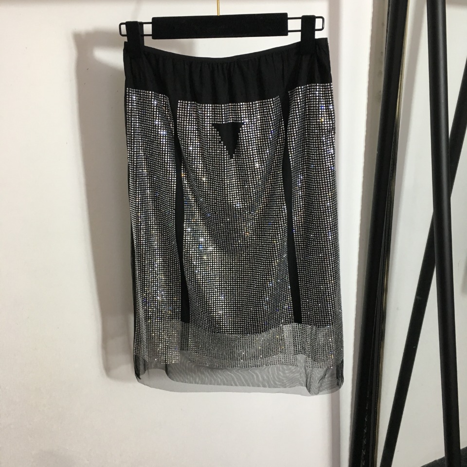 Full Rhinestone Dresses Shiny Designer Crystal Skirt Heavy Process Diamond Long Skirt High Waist Mesh Dress With Tags, Black
Full Rhinestone Dresses Shiny Designer Crystal Skirt Heavy Process Diamond Long Skirt High Waist Mesh Dress With Tags, Black