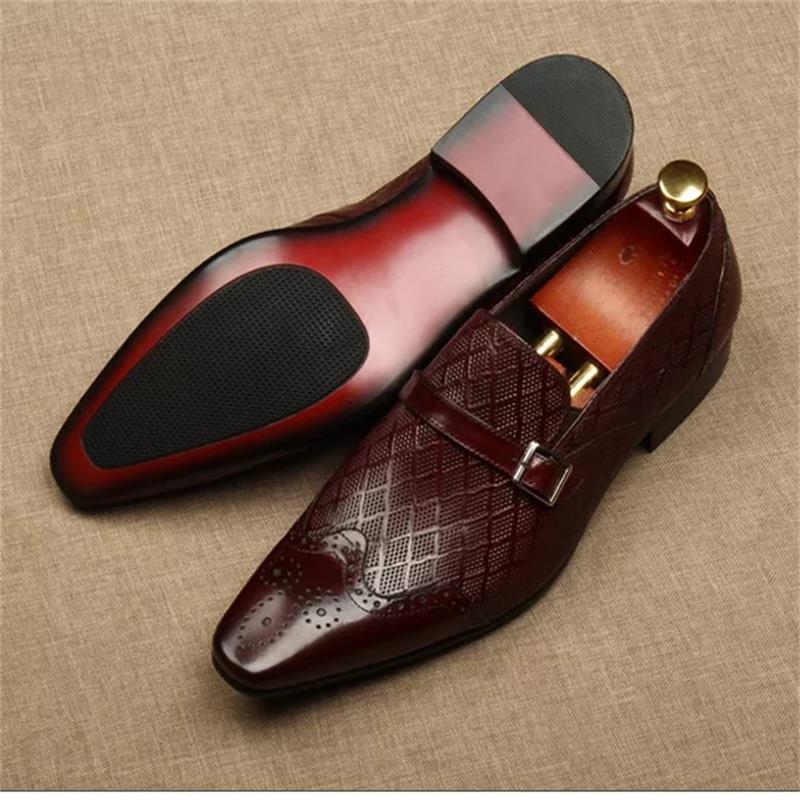 Loafers Men Shoes Solid Color PU Plaid Carved Belt Buckle Slip-On Classic Wedding Party Dress Shoes