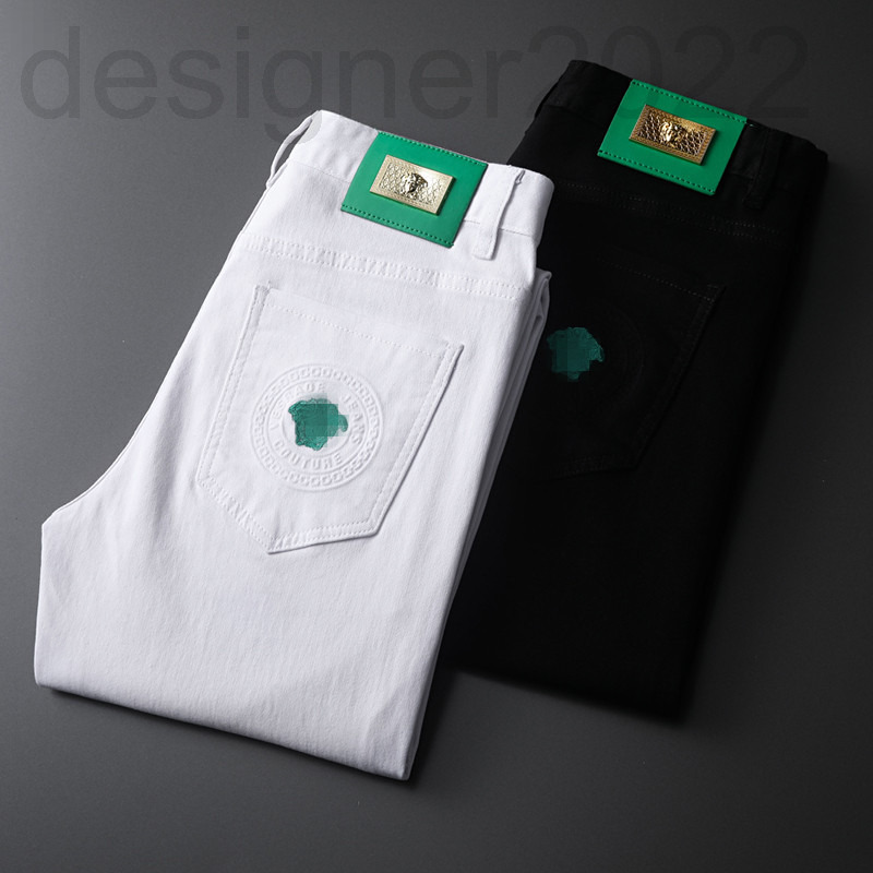 Men's Jeans designer spring summer jeans men's versatile black and white two-color cotton elastic small feet slim fitting Korean embroidery Medusa LT6J, 2# packing bag
Men's Jeans designer spring summer jeans men's versatile black and white two-color cotton elastic small feet slim fitting Korean embroidery Medusa LT6J, 2# packing bag