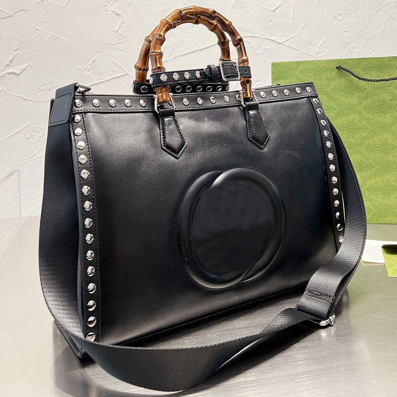 Bamboo Handbags Tote Shopping Bag Shoulder Bags Portable Large Letter Printing Black Genuine Leather Rivet Removable Strap Silver Hardware Large Capacity Package
Bamboo Handbags Tote Shopping Bag Shoulder Bags Portable Large Letter Printing Black Genuine Leather Rivet Removable Strap Silver Hardware Large Capacity Package