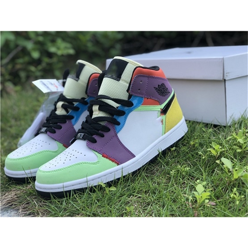 Shoes Newest 1Mid Multicolor CW1140-100 basketball 1 Mid Chicago Black Toe Womens outdoor Trainer Sport sneakers US 4-13, Customize
Shoes Newest 1Mid Multicolor CW1140-100 basketball 1 Mid Chicago Black Toe Womens outdoor Trainer Sport sneakers US 4-13, Customize