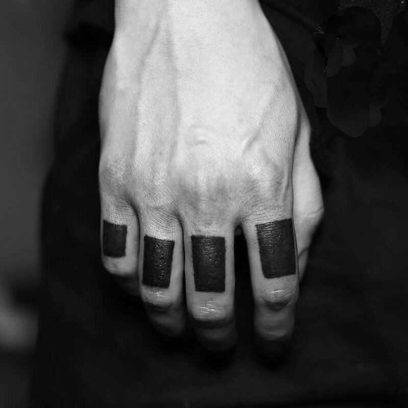 NXY Temporary Tattoo 1pcs Black Stickers Waterproof Long Lasting Rose Clown Body Art s Unisex Water Transfer Arm Finger Tatoo 0330