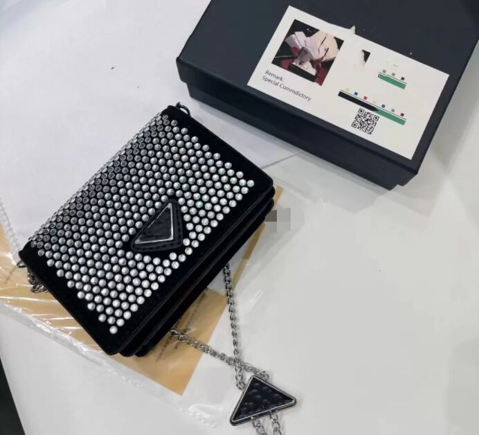 Women chain crossbody bags fashion rhinstone handbag kids shoulder bags mini purse, As photo
Women chain crossbody bags fashion rhinstone handbag kids shoulder bags mini purse, As photo