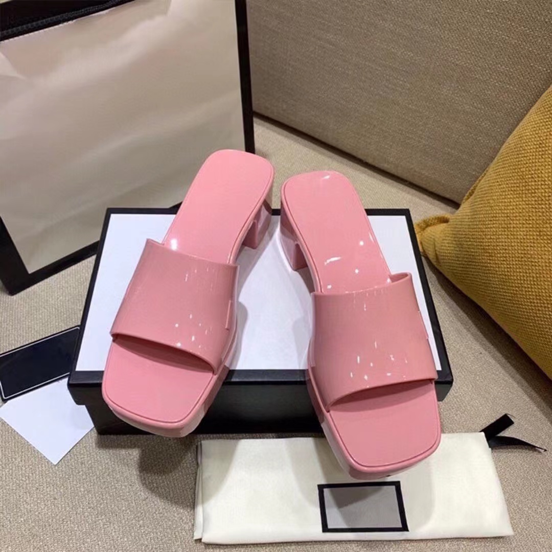 2022 Candy sandals Jelly Thick Heel Square toe Middle heel slippers OP01 Waterproof platform outdoor water shoes rubber Black White Red blue Pink Grey, Other model
2022 Candy sandals Jelly Thick Heel Square toe Middle heel slippers OP01 Waterproof platform outdoor water shoes rubber Black White Red blue Pink Grey, Other model